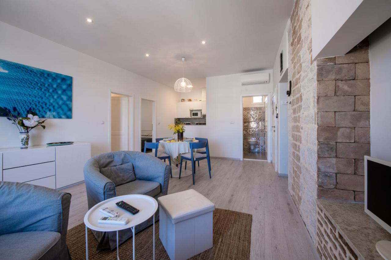 Island Sea View Free Parking Apartment Rovinj Bagian luar foto